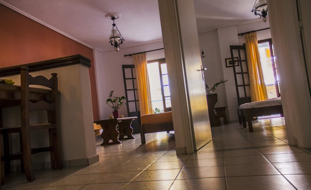 Hesperia Hotel Karlovassi Værelse billede