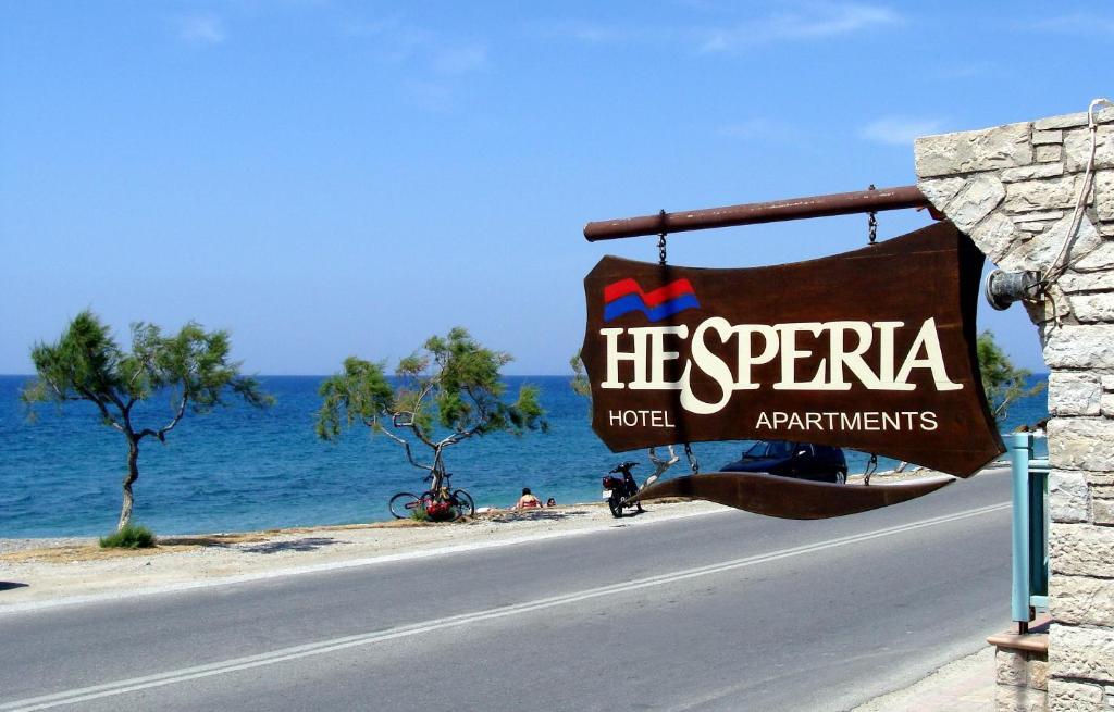 Hesperia Hotel Karlovassi Eksteriør billede